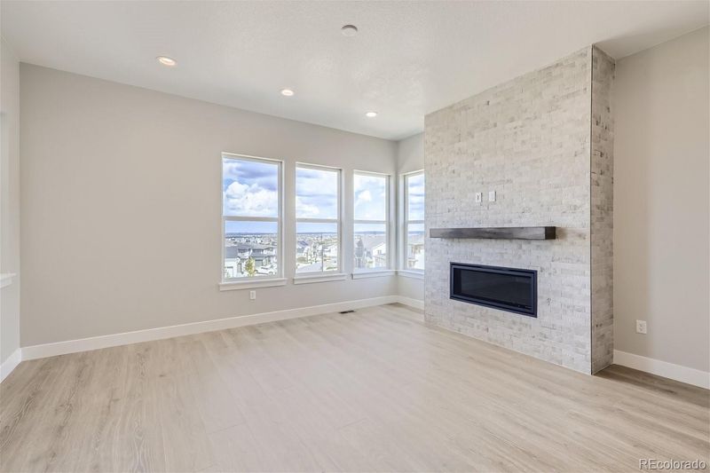 1 Clara Pl, Castle Pines, CO 80108