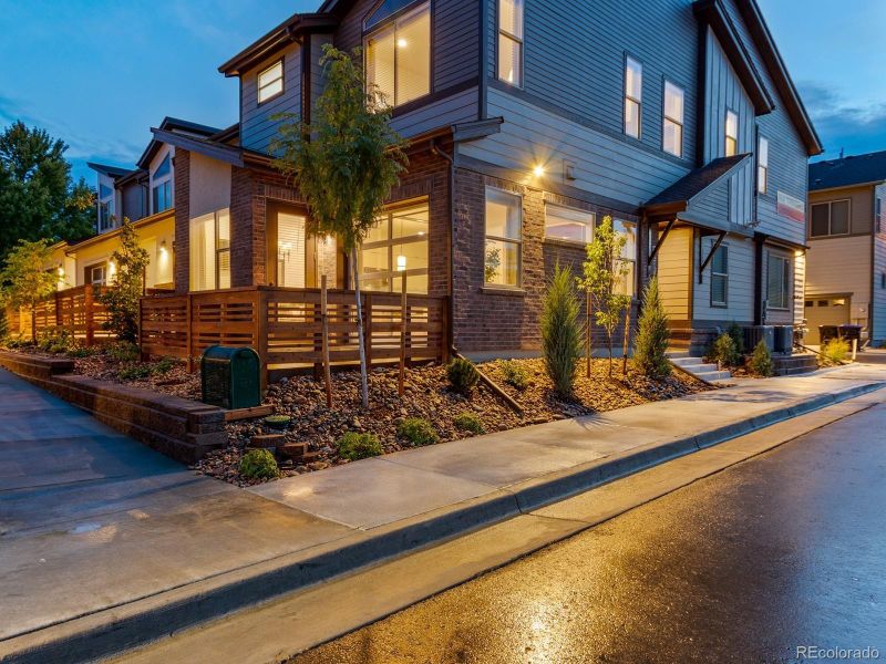 4039 S Teller St, Lakewood, CO 80235