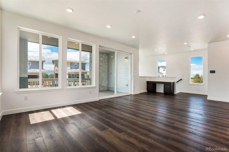 895 Lariat Ln, Lafayette, CO 80026