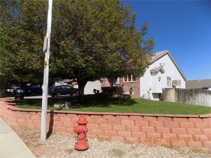 893 N 3rd St, Johnstown, CO 80534