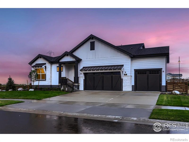 895 Quarry Cir, Erie, CO 80516