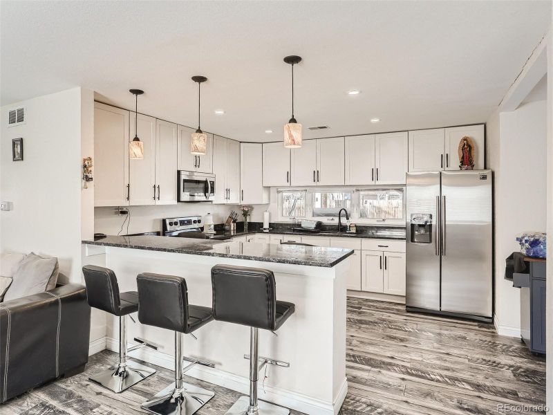 795 Zion St, Aurora, CO 80011
