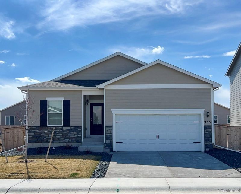 955 Cascade Falls St, Severance, CO 80550