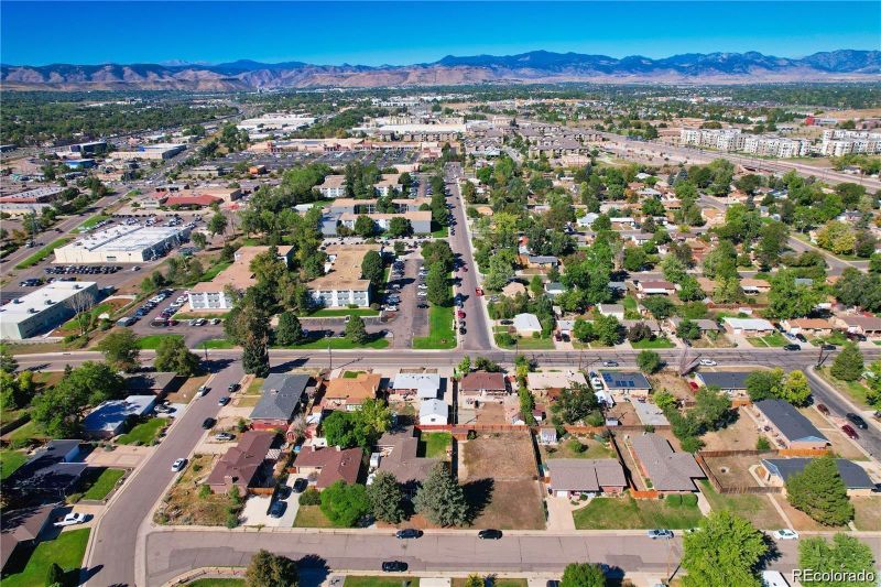 Hoyt, Arvada, CO 80002
