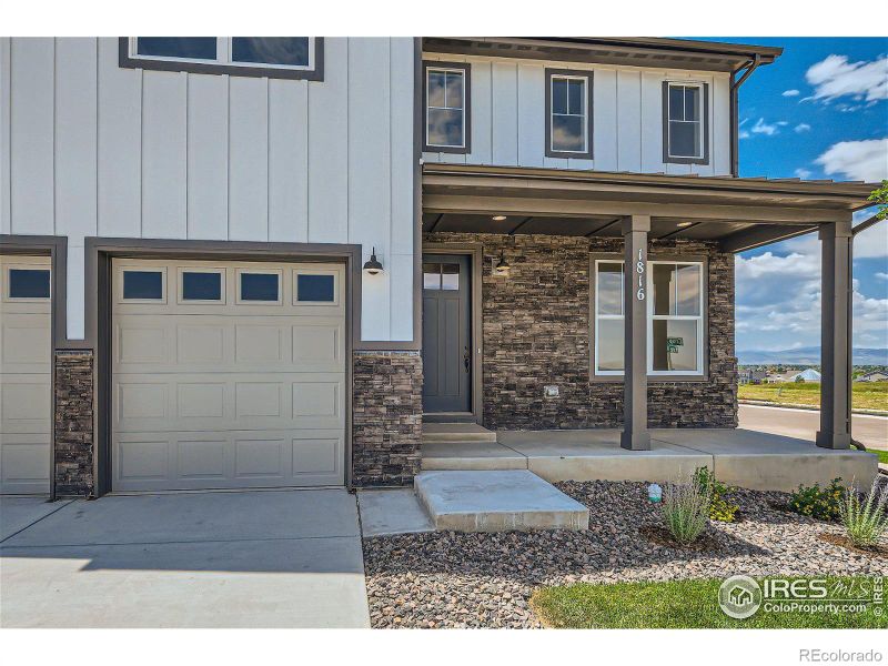 1816 Crisp Air Dr, Windsor, CO 80550
