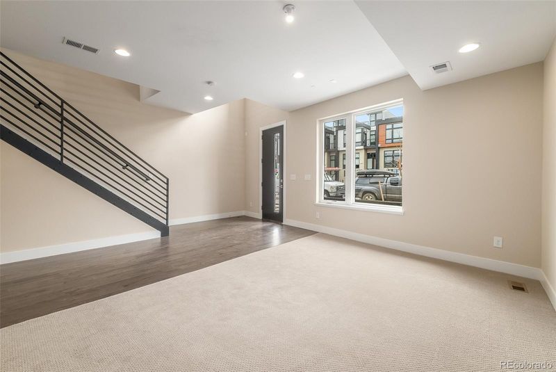 6938 E Lowry Blvd #F2P11, Denver, CO 80230