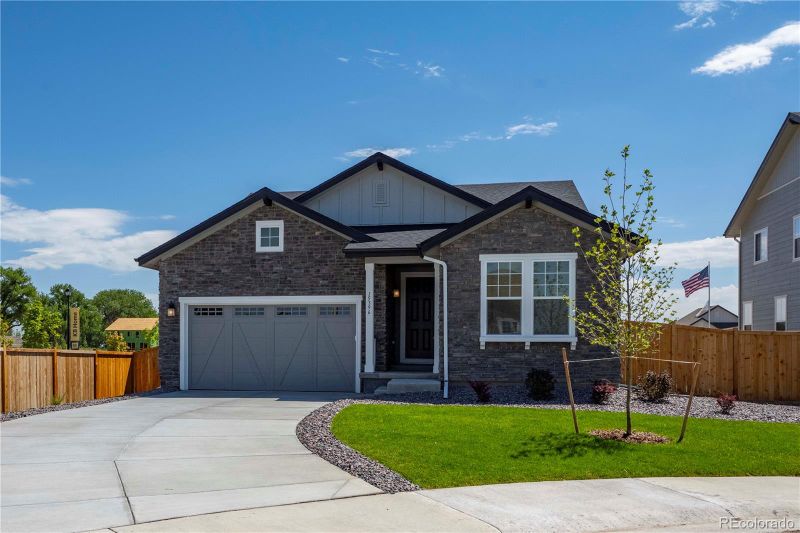 15396 Ivanhoe Ct, Thornton, CO 80602
