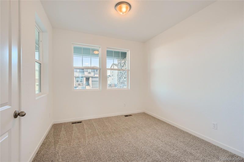 8521 Eckley St, Littleton, CO 80125