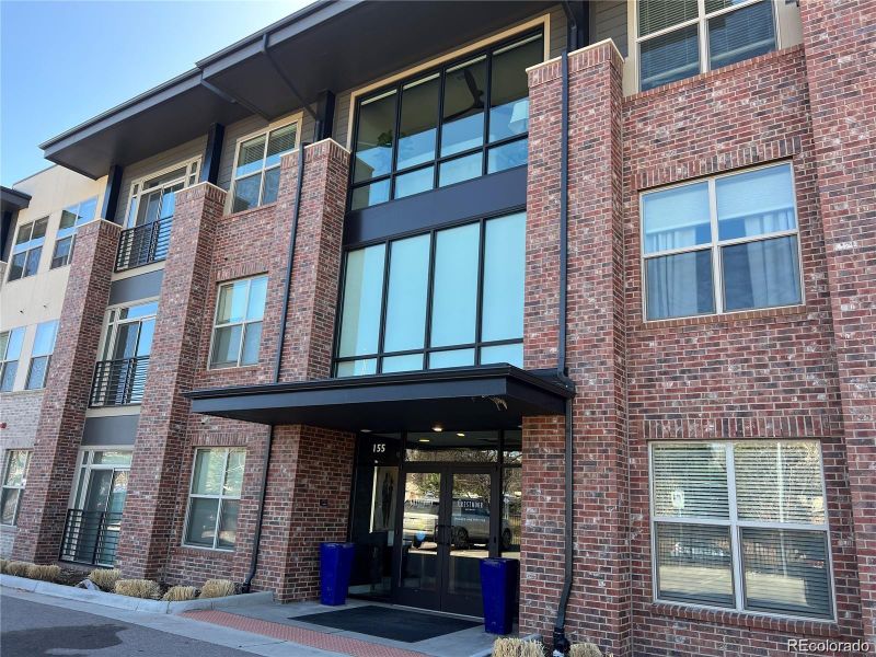 155 S Monaco Pw #307, Denver, CO 80224