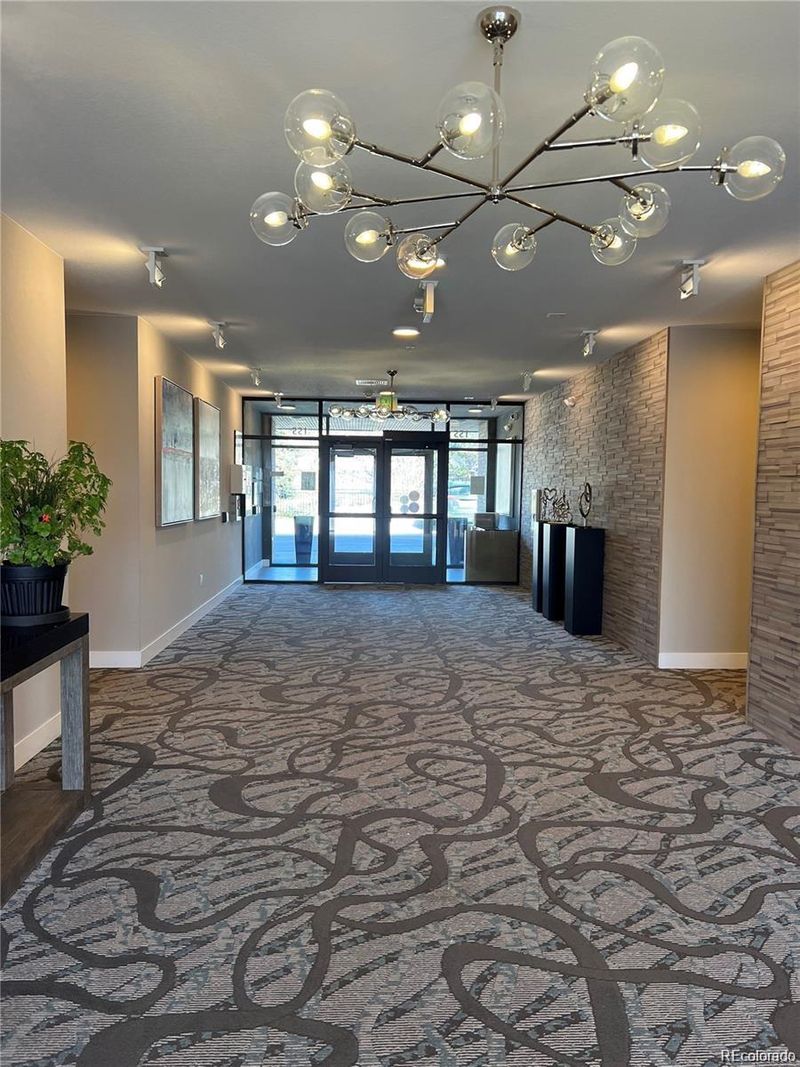 155 S Monaco Pw #307, Denver, CO 80224
