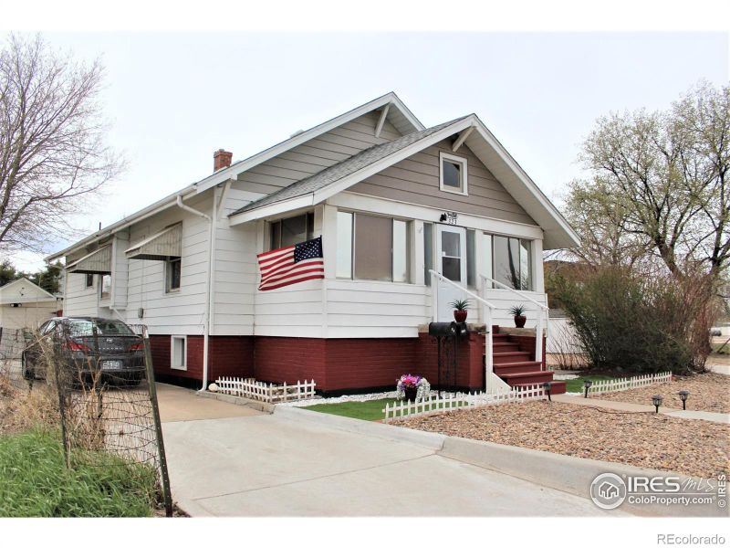 323 Chestnut St, Sterling, CO 80751
