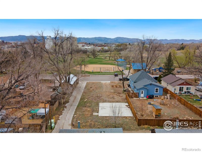 1st St, Fort Collins, CO 80524