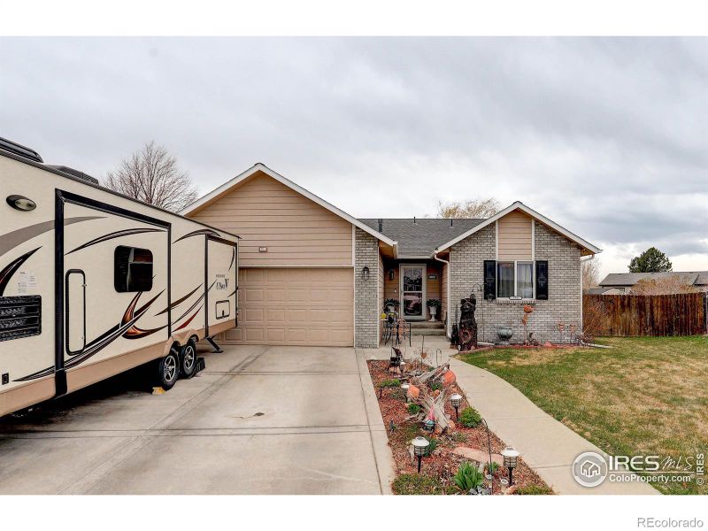 711 Kenosha Ct, Windsor, CO 80550