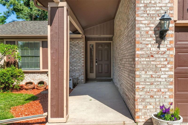 13966 E Radcliff Dr, Aurora, CO 80015