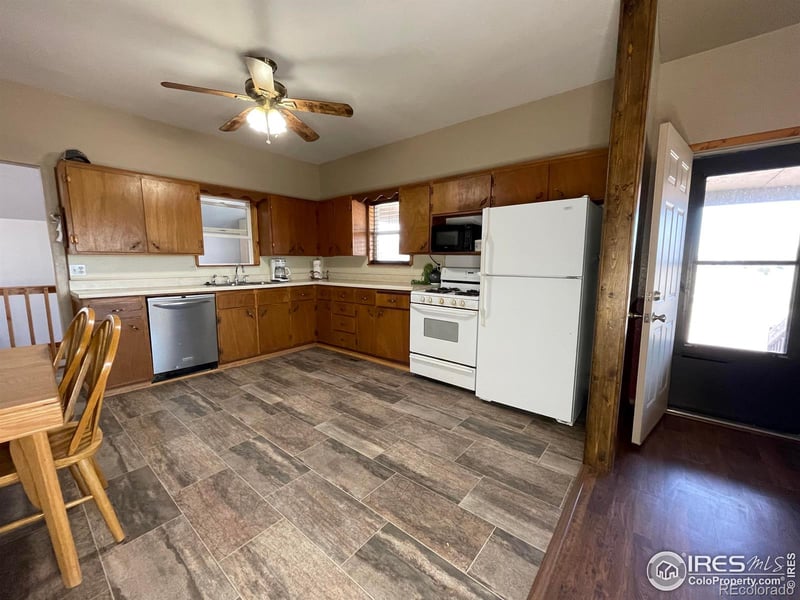206 1st Ave, Bethune, CO 80805