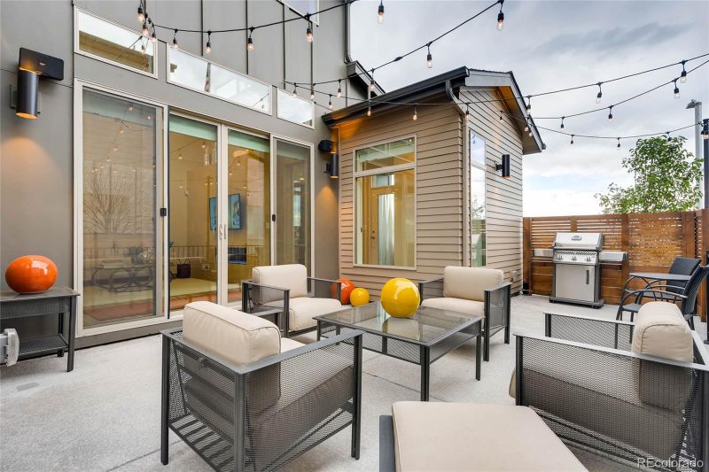 10269 E 62nd Ave, Denver, CO 80238