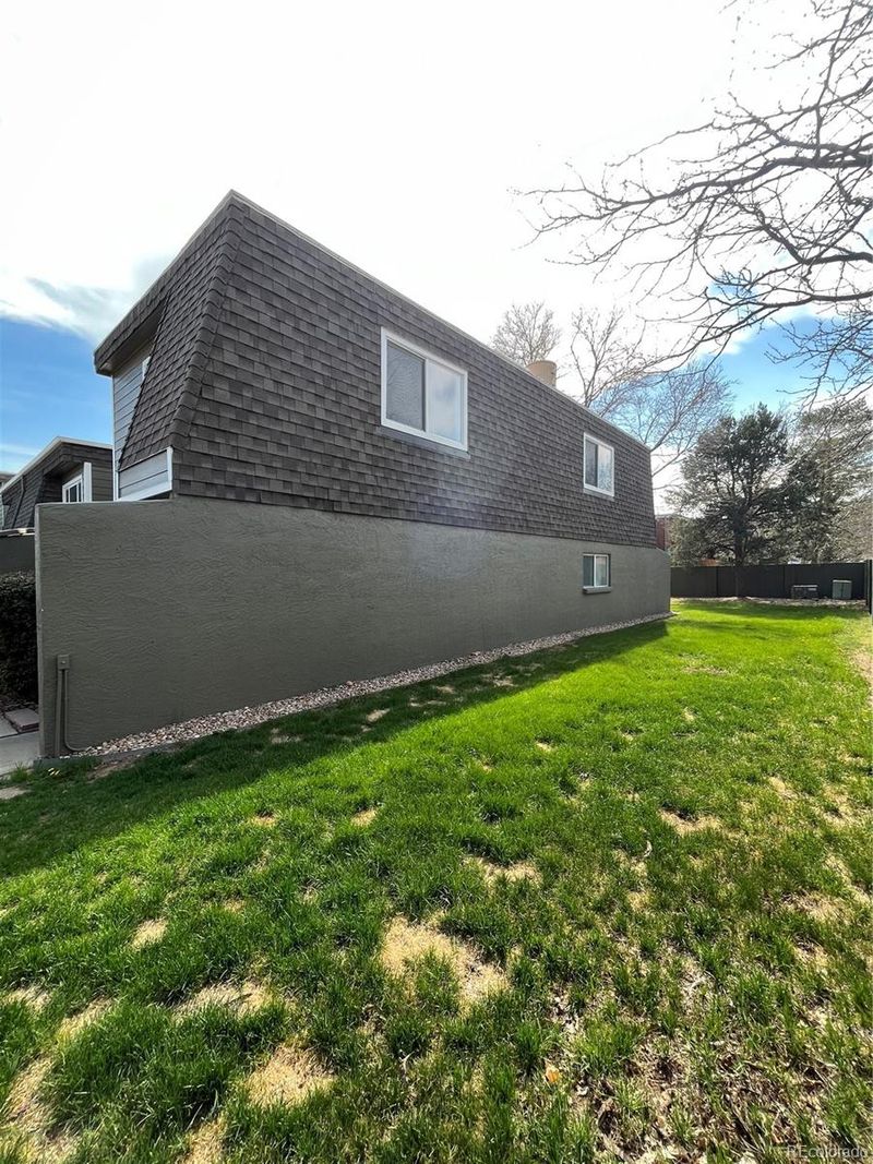 2910 Glenwood Dr, Boulder, CO 80301