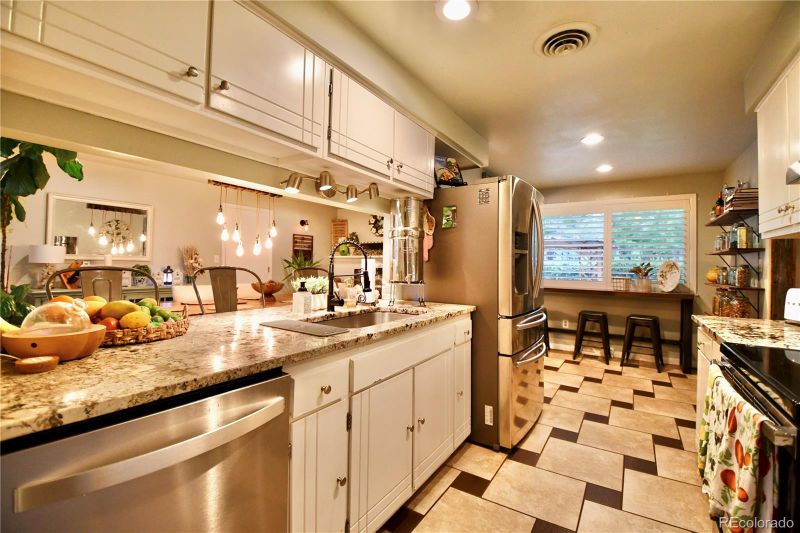 6901 Parfet St, Arvada, CO 80004