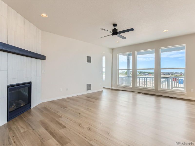 7975 Pennydale Dr, Colorado Springs, CO 80908