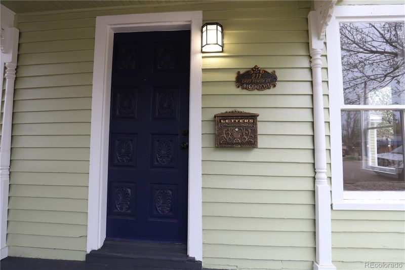 211 E 10th St, Loveland, CO 80537