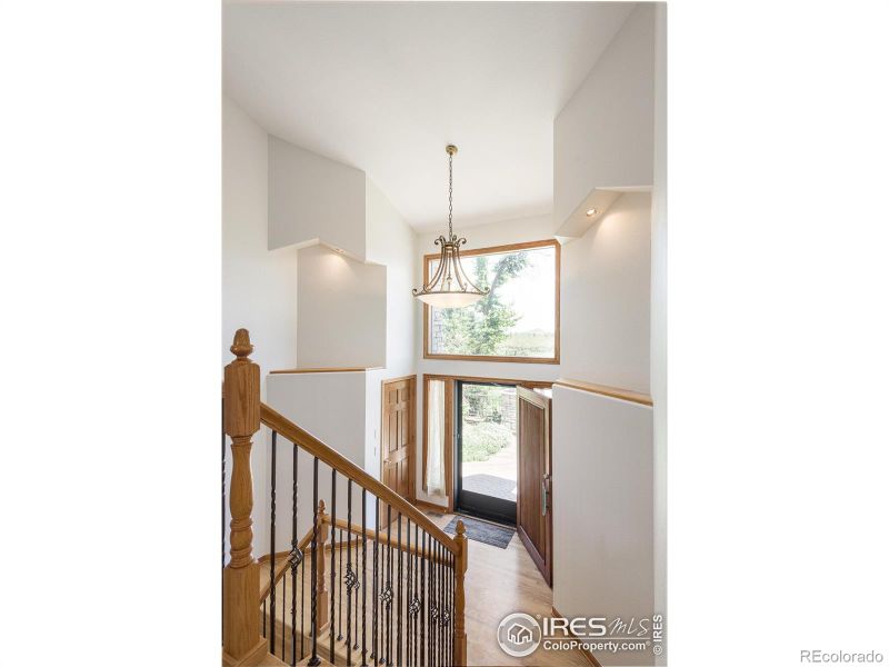 4948 Valhalla Dr, Boulder, CO 80301