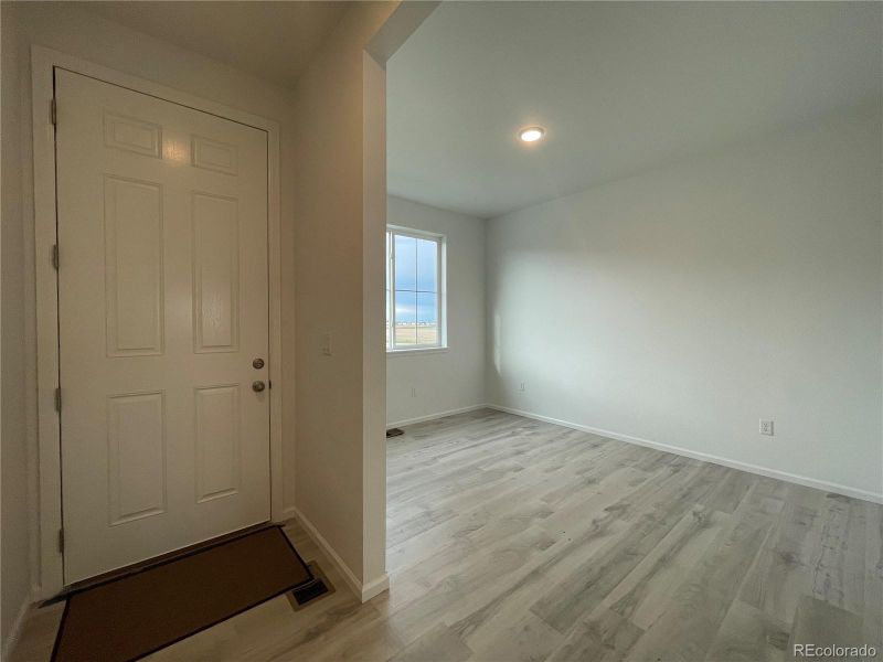 5992 Wheatberry Dr, Brighton, CO 80601