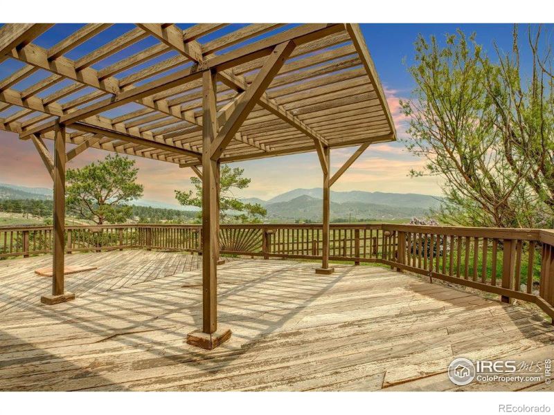 874 Blue Mountain Rd, Lyons, CO 80540
