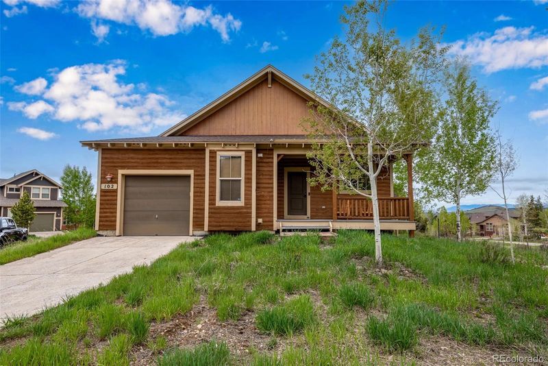 102 Saddle Horn Ct, Granby, CO 80446