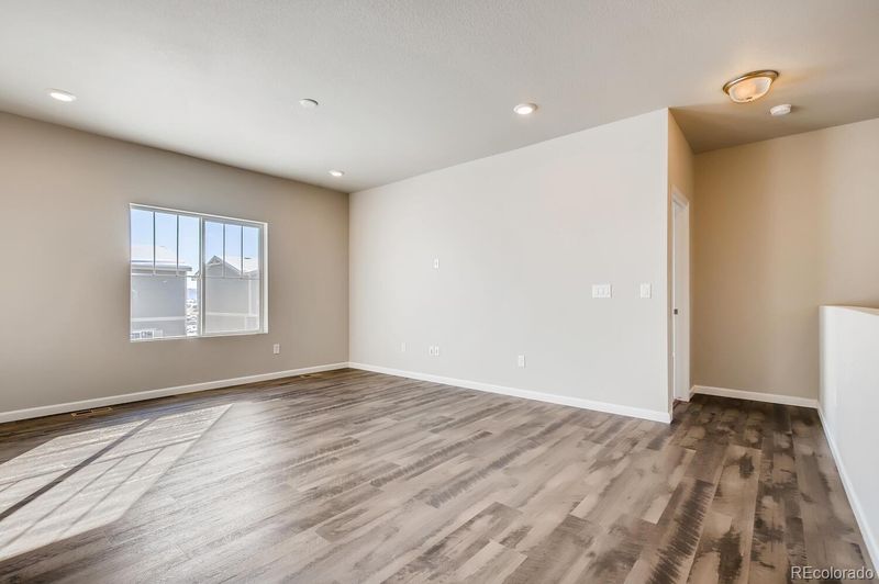 12433 E 101st Pl, Commerce City, CO 80022