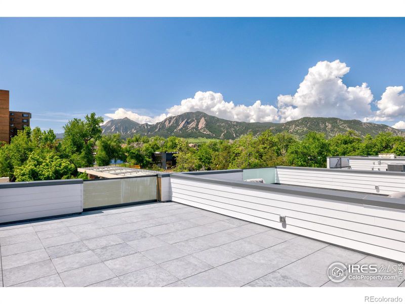 2457 Walnut St, Boulder, CO 80302