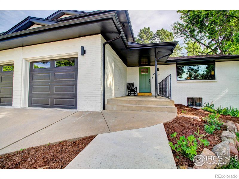 8129 W 69th Way, Arvada, CO 80004