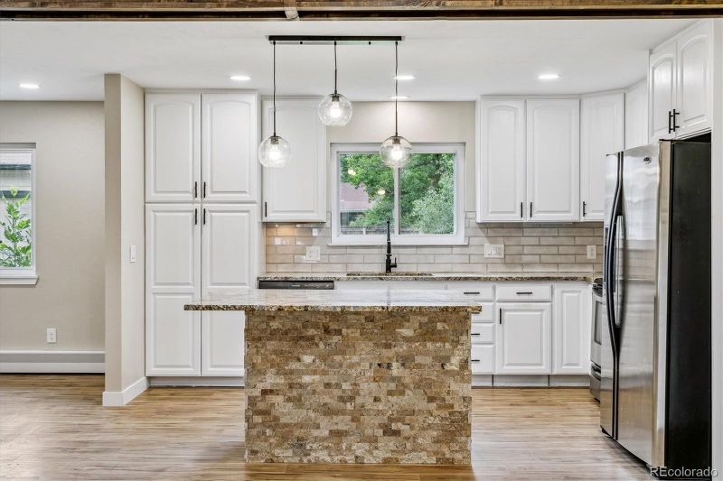 5992 S Pennsylvania St, Centennial, CO 80121