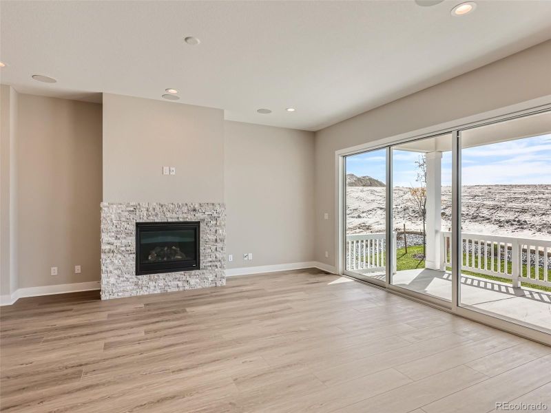 189 Leafy Aster Ln, Castle Rock, CO 80104