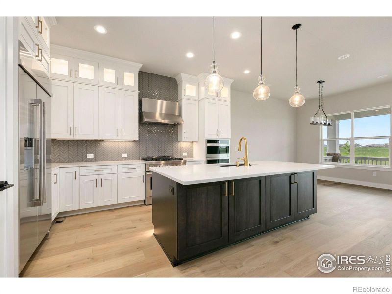 3189 Piper Glen Dr, Berthoud, CO 80513