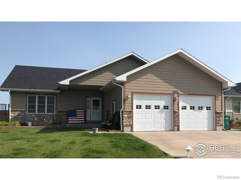 14028 Cottonwood Cir, Sterling, CO 80751