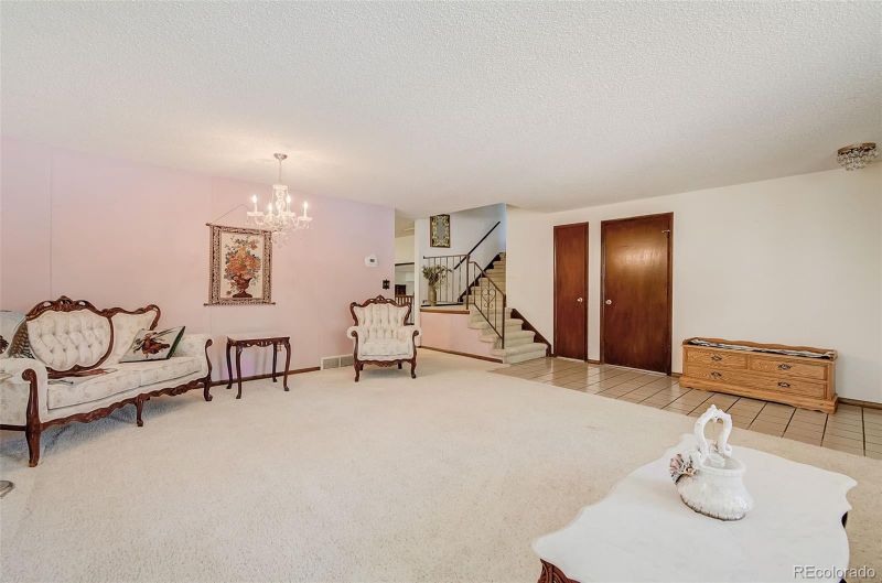 9442 Sierra Dr, Arvada, CO 80005
