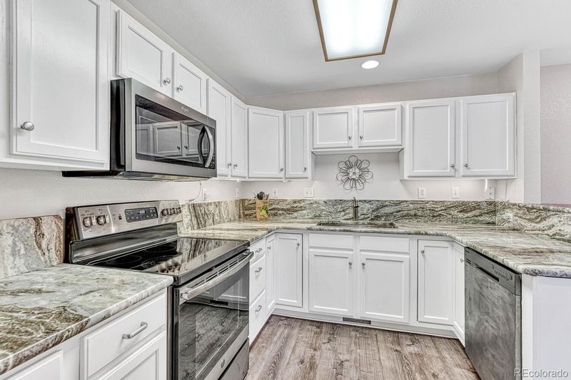 1712 Victorian Point, Colorado Springs, CO 80905