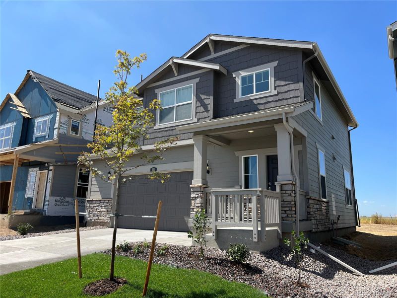 655 Heartland Dr, Bennett, CO 80102
