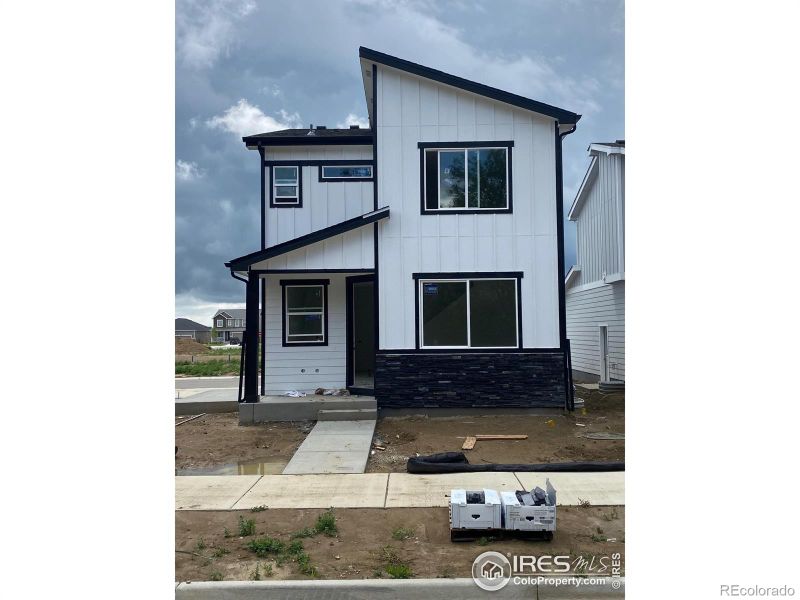 1092 Blue Bell Rd, Berthoud, CO 80513