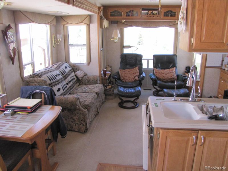 31 Flat Car Way, Hartsel, CO 80449