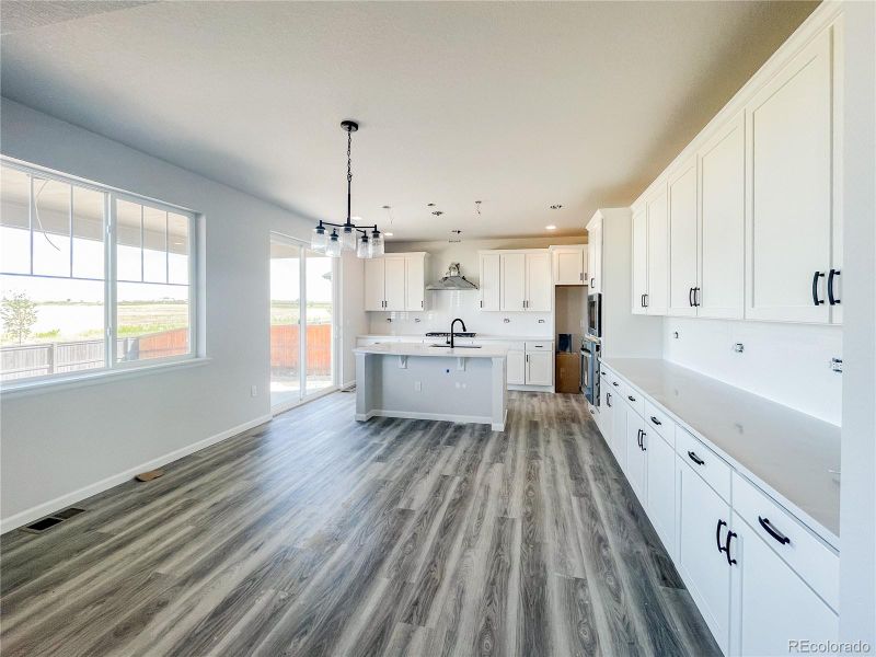 9688 Danube Ct, Commerce City, CO 80022