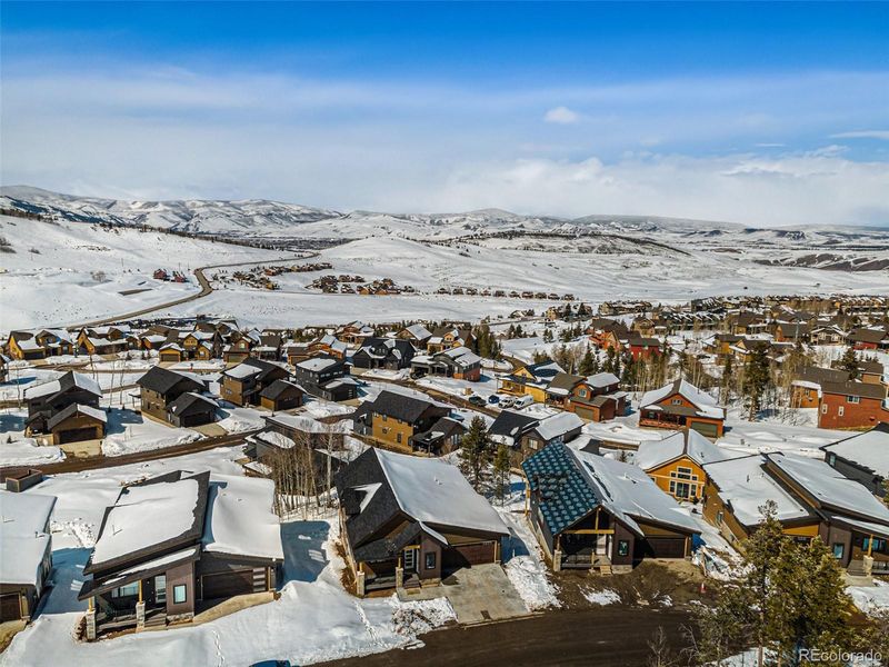 700 Expedition Ln, Granby, CO 80446