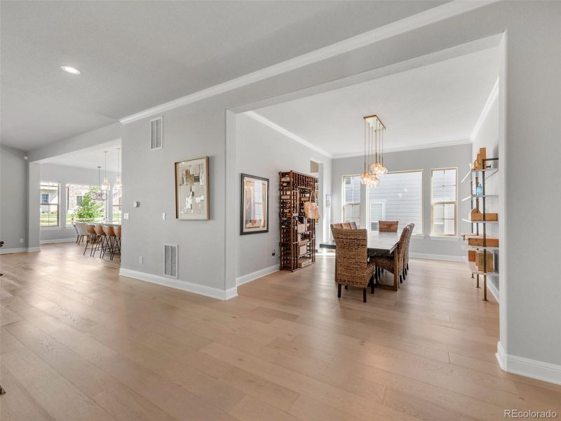 6739 S Vandriver Way, Aurora, CO 80016