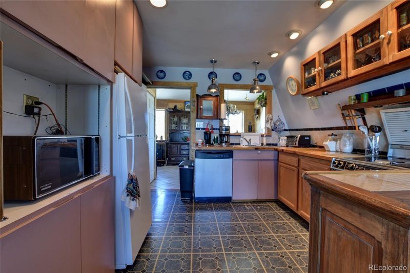 2702 Stagestop Rd, Jefferson, CO 80456