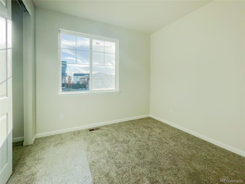 36 S Undergrove St, Aurora, CO 80018