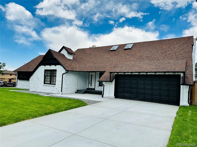 3870 S Hillcrest Dr, Denver, CO 80237