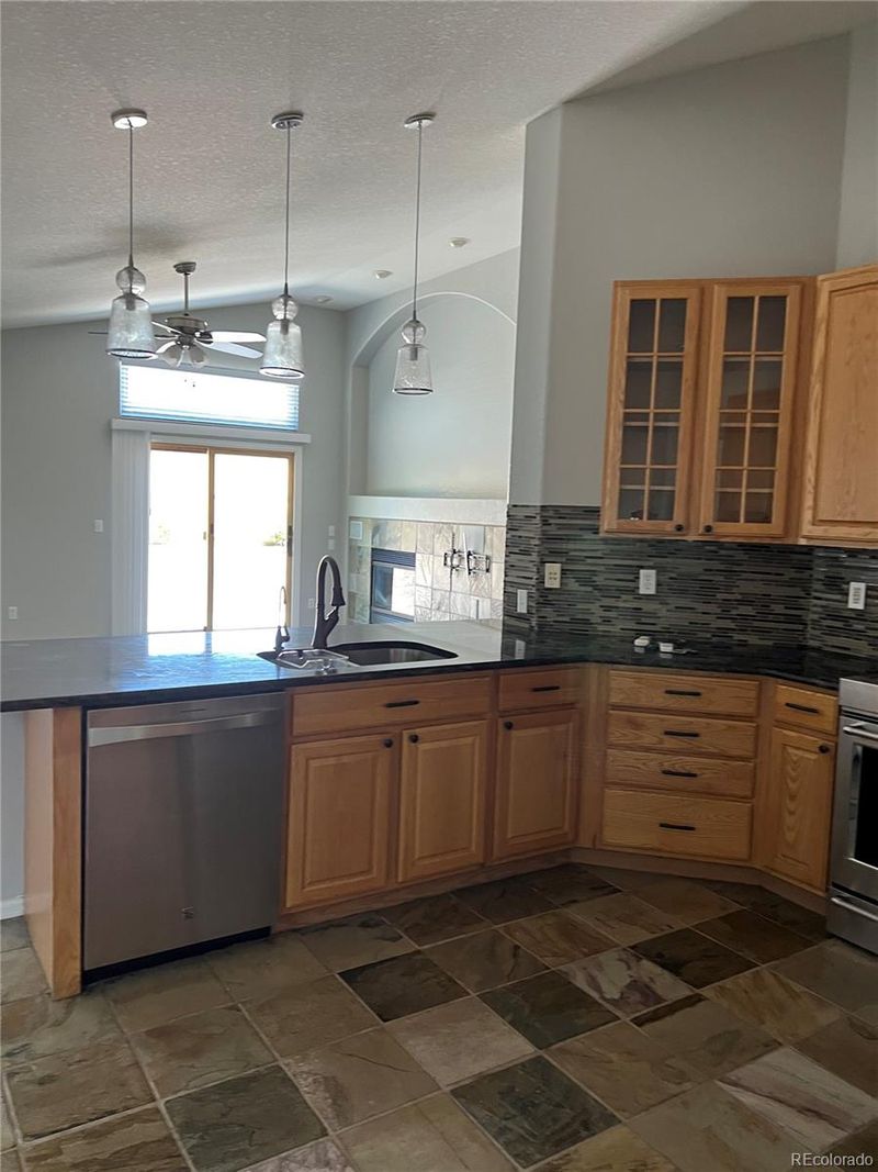 23071 E Alamo Pl, Aurora, CO 80015
