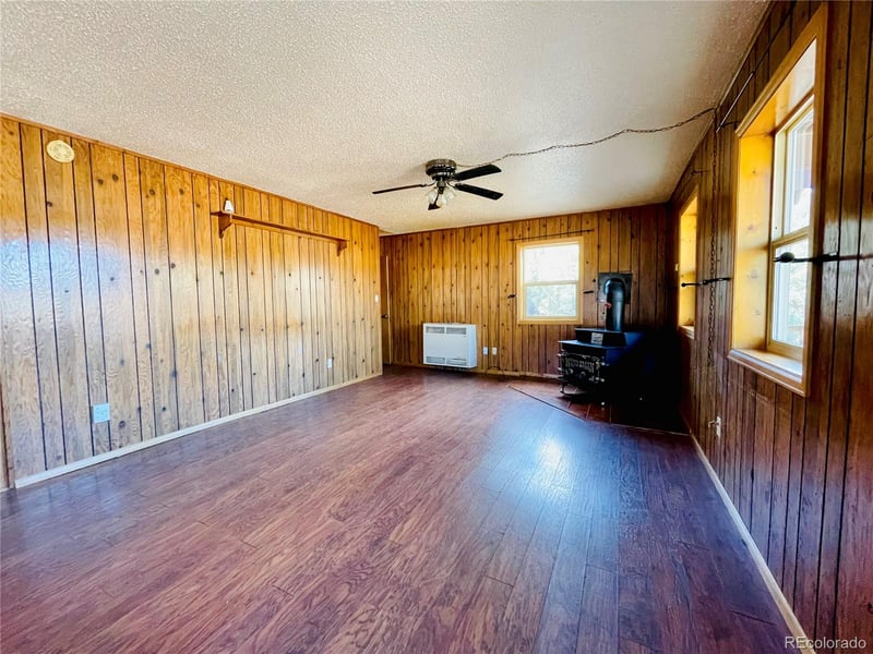 0151 Fox Creek Dr, Coaldale, CO 81222