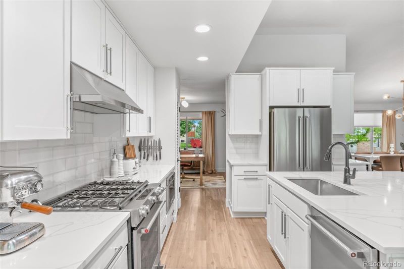 7314 S Crescent Dr, Littleton, CO 80120