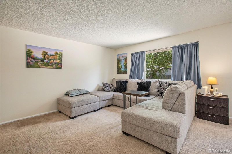 1680 S Evanston St, Aurora, CO 80012